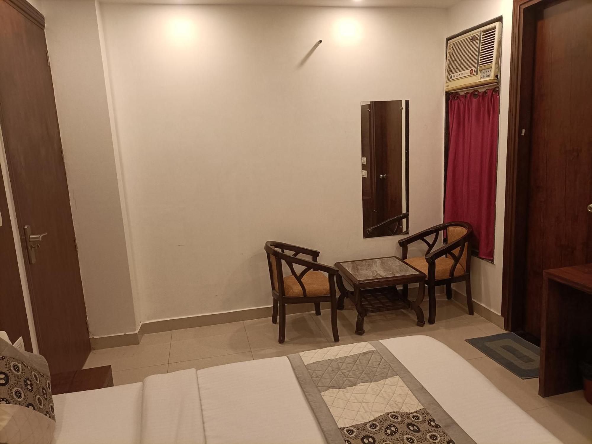 Vista Premium Tark A Family Near Igi Airport Delhi 4* New Delhi